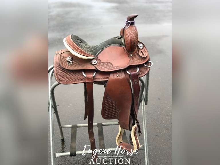 Youth roper saddle