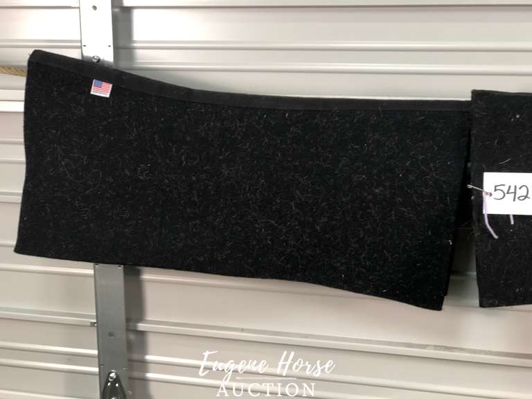 Pad liners
