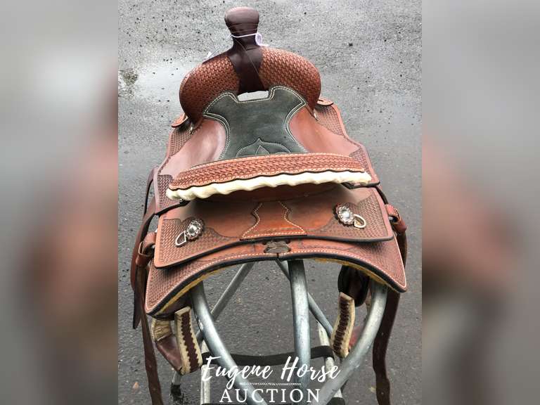Youth roper saddle