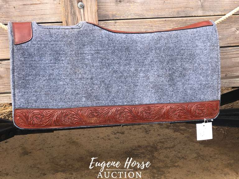 Saddle pad