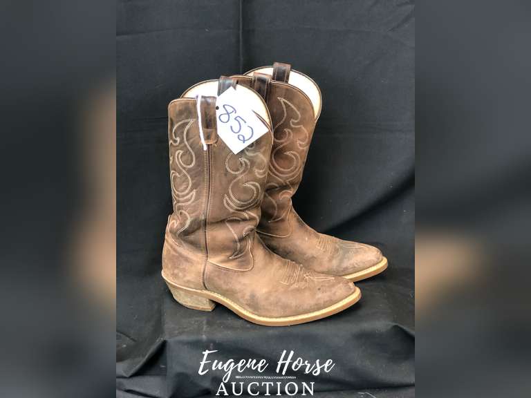 10 1/2 mens boots