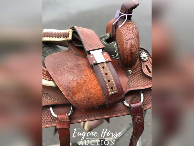 Youth roper saddle