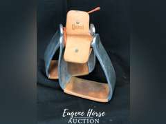 Cashel stirrups