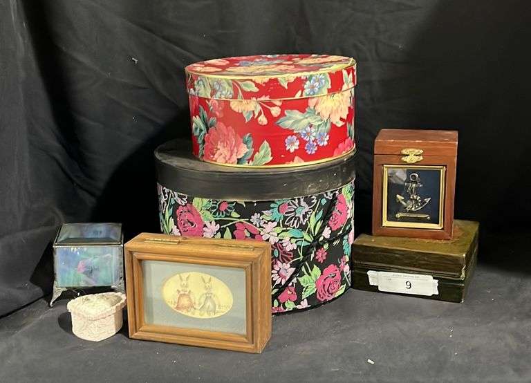 Decorative boxes