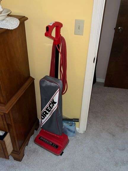 Oreck vacuum