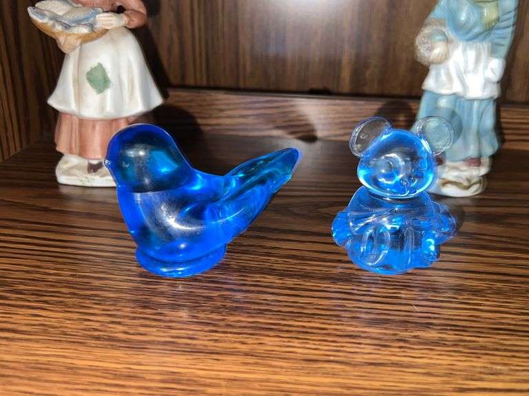 Figurines