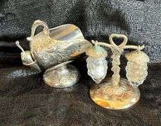 Serving pieces