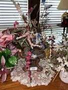 Flower arrangements/clock