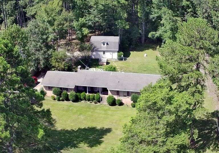 331 Noble Drive, Abbeville, SC Real Estate Auction Services LTD