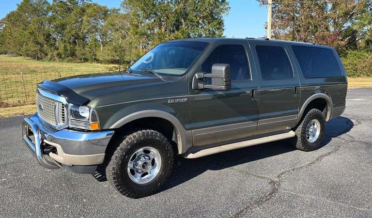 2000 Ford Excursion 4x4 - Auction Services LTD