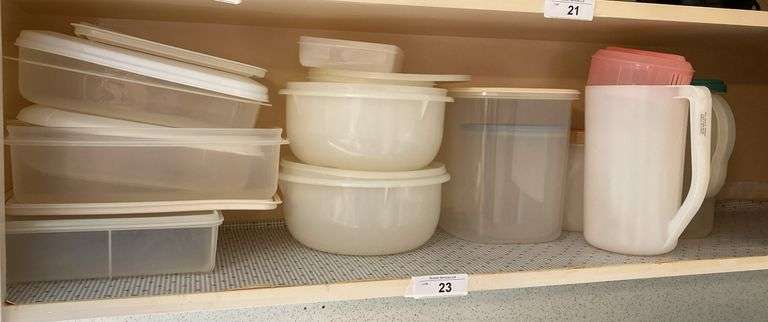Storage containers