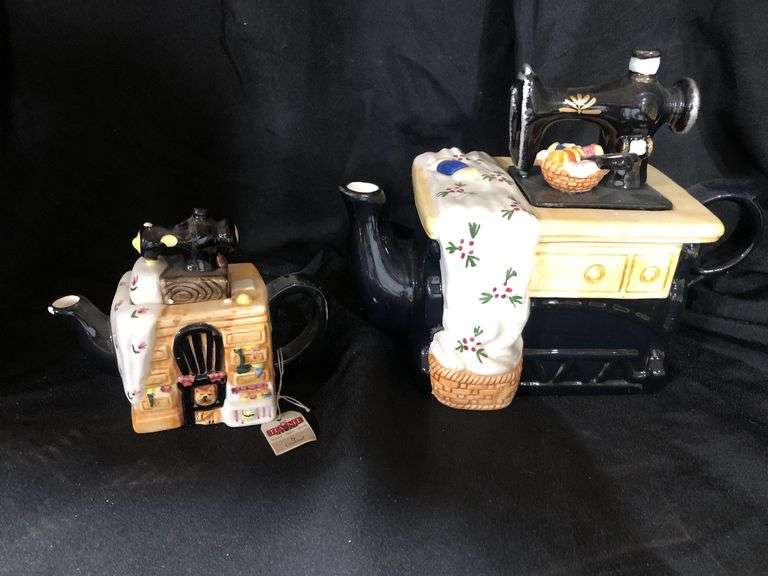 Tea pots