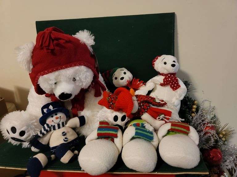 Plush snowmen