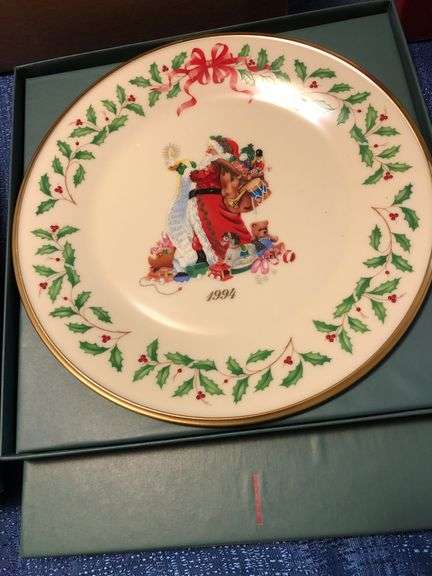 Lenox Christmas plates