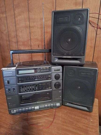 CD player with radio and double tape player
