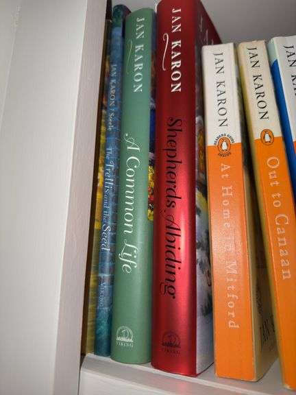 Novel Books