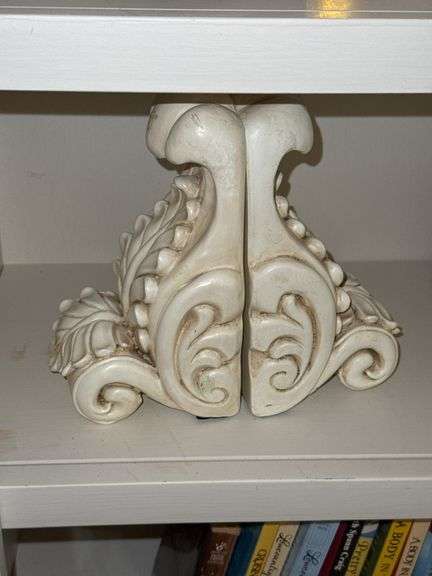 Bookends and books