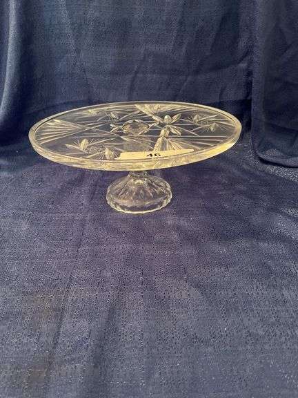 Crystal cake plate