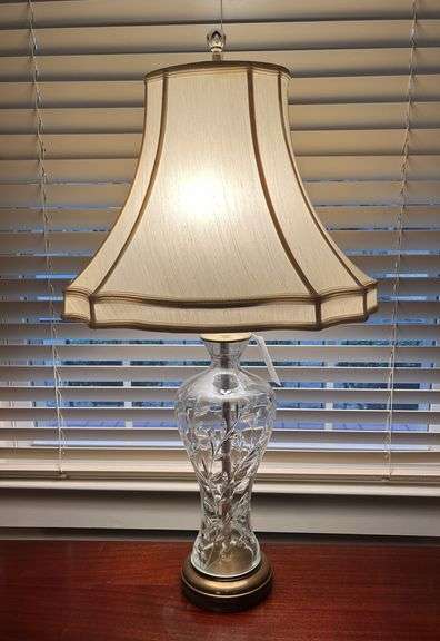 Crystal lamp