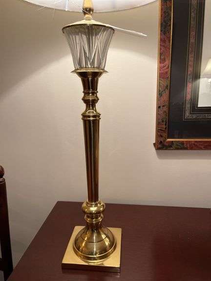 Table lamp