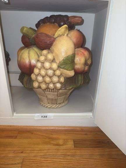 “Fruit bowl” pottery.
