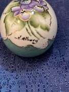 Porcelain eggs