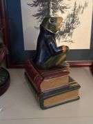 Frog Figurine and lamp