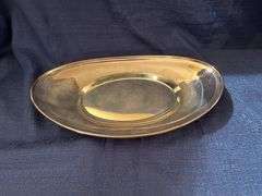 Metal serving pieces