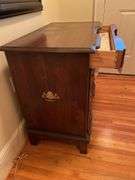Entryway cabinet