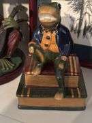 Frog Figurine and lamp