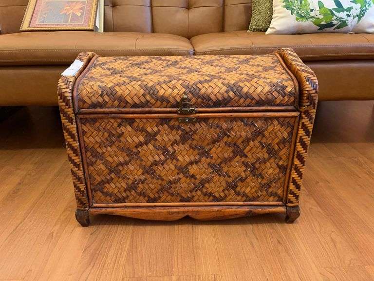 Small rattan chest