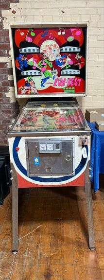 Fun-Fest pinball machine - Auction Services LTD