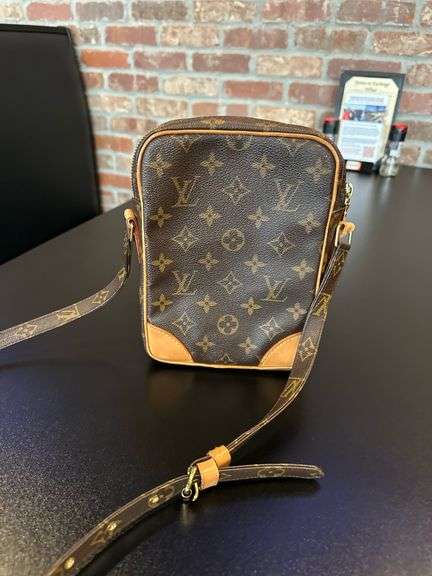 Louis Vuitton Purse