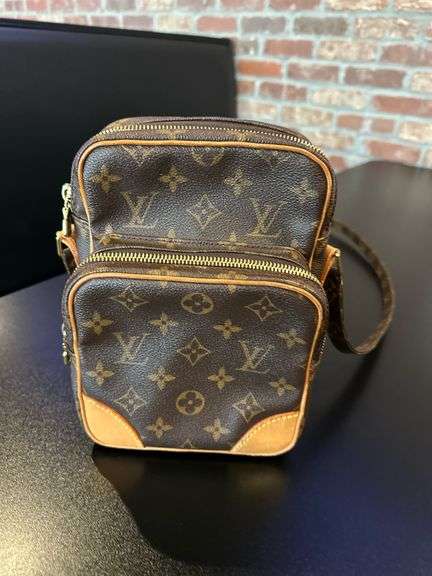 Louis Vuitton Purse