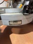 Compound miter saw
