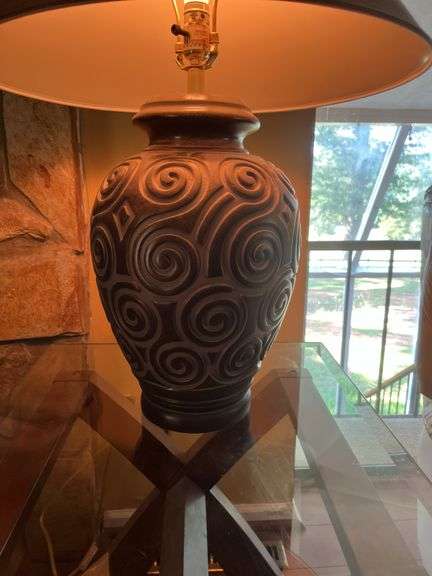 Table lamp
