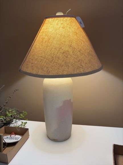 Table lamp
