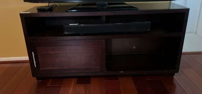 Console cabinet