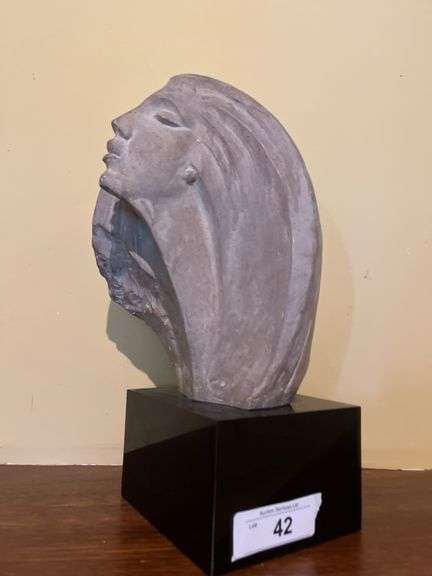 Stargazer sculpture