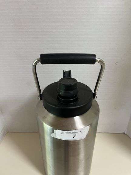 Stainless steel water jug