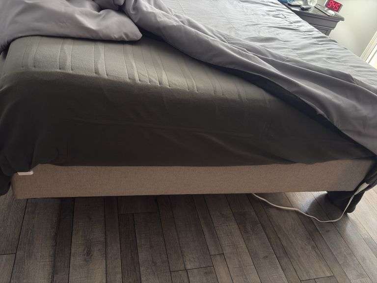 Queen bed