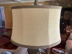 Table lamp