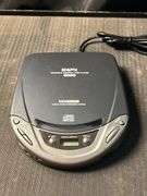 Blu-ray disc writer and cd player