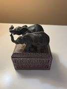 Elephant box