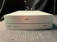 Blu-ray disc writer and cd player