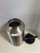 Stainless steel water jug
