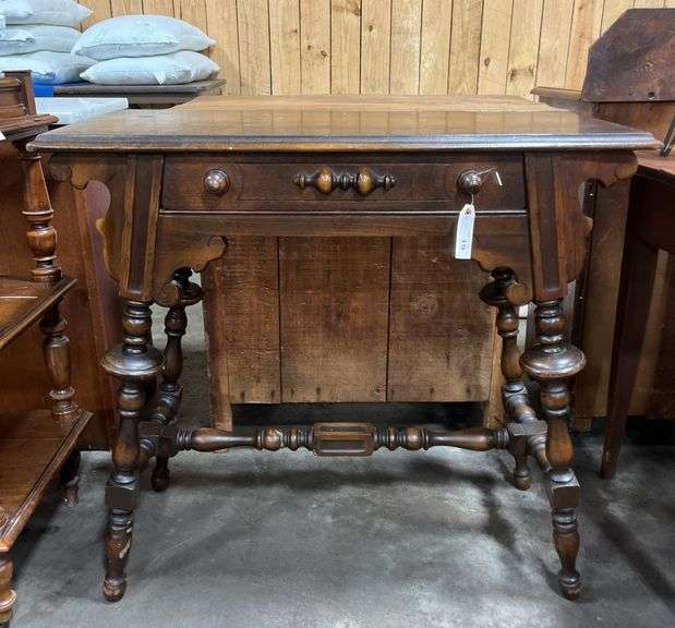 Entryway table