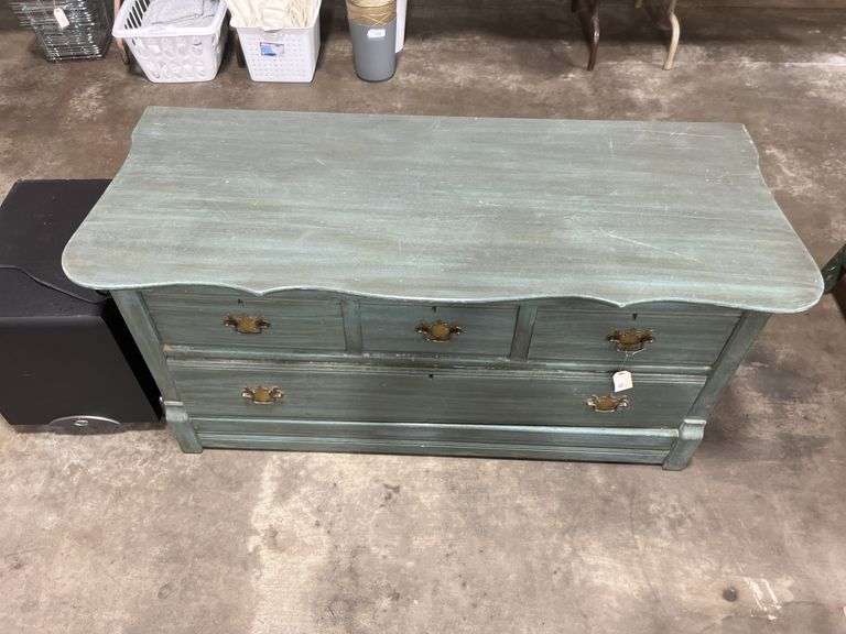 Vintage chest