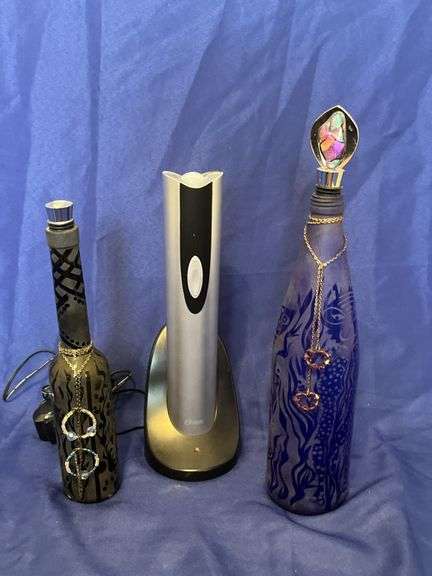 Wine accessories