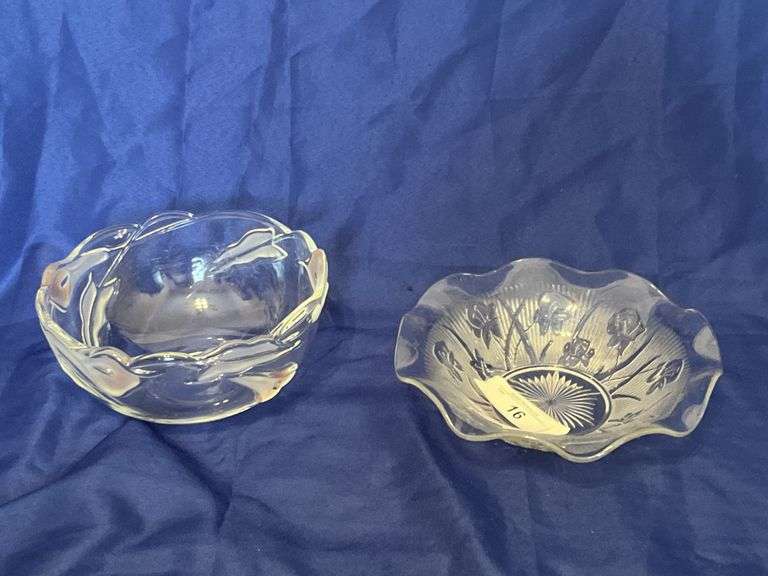 Glass bowls